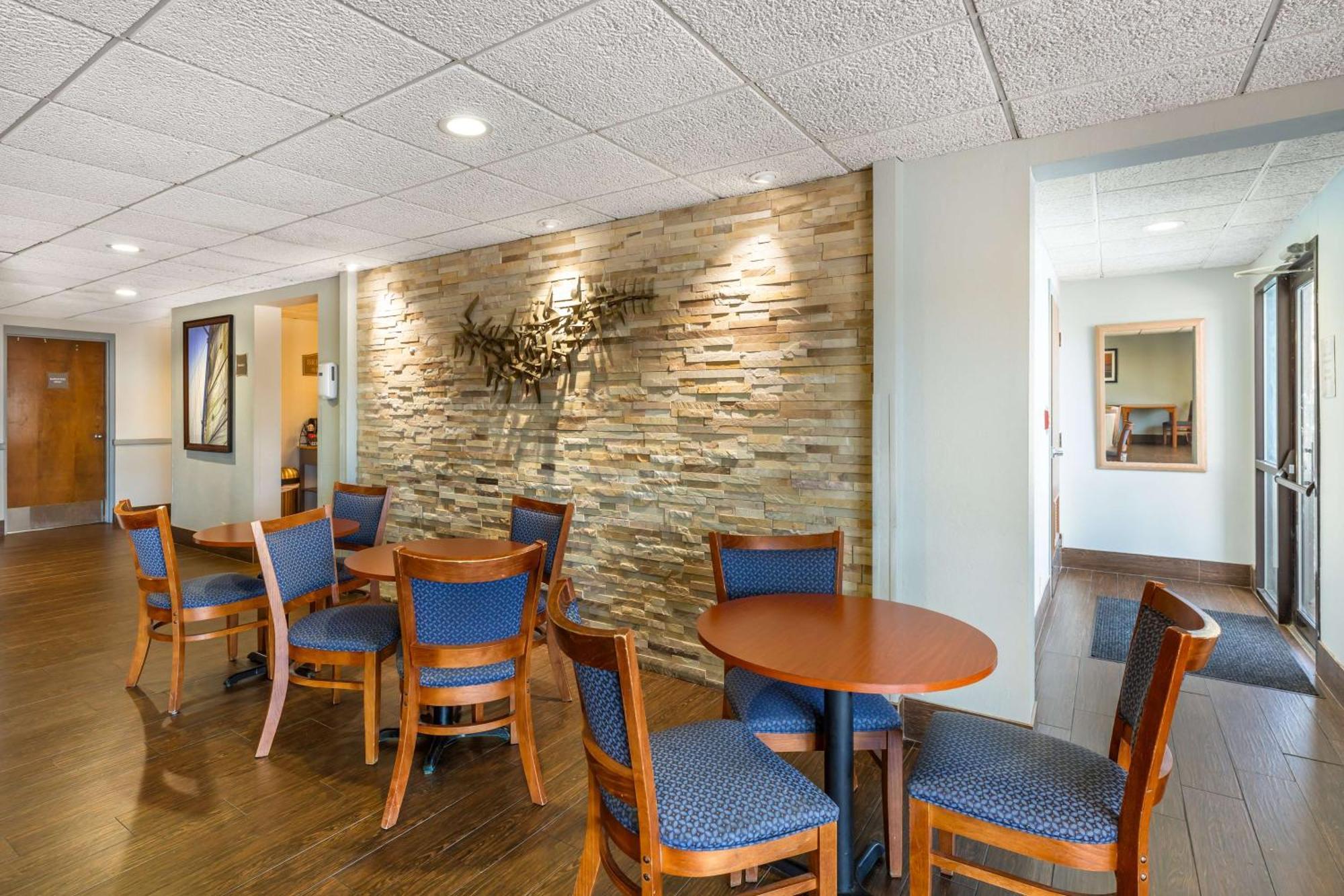 Best Western Port Clinton Extérieur photo