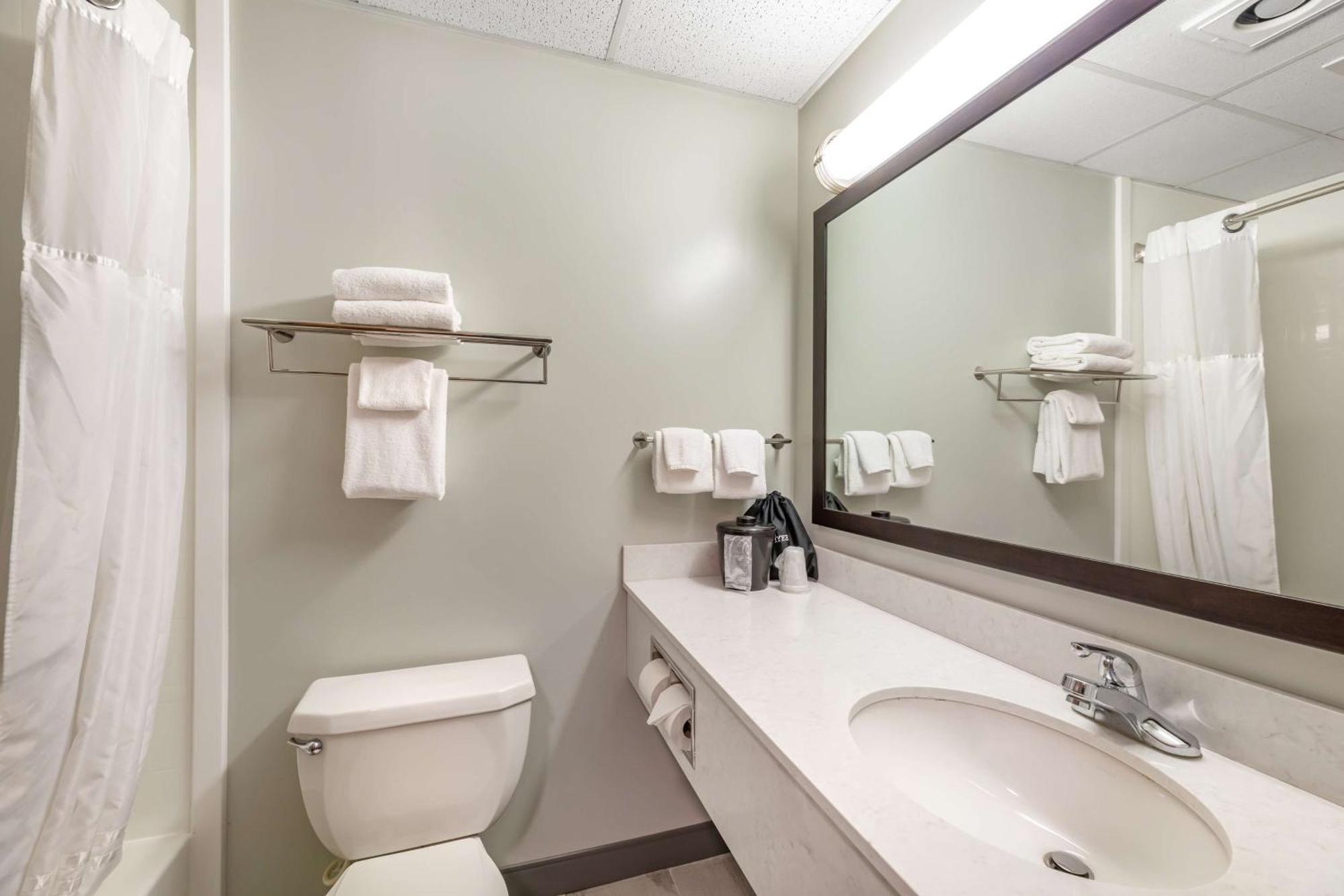 Best Western Port Clinton Extérieur photo