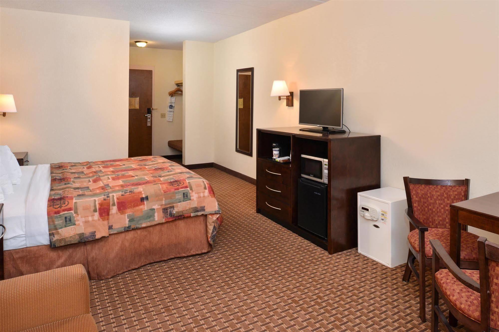 Best Western Port Clinton Extérieur photo